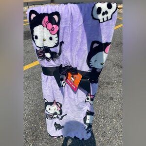 Hello kitty Halloween blanket